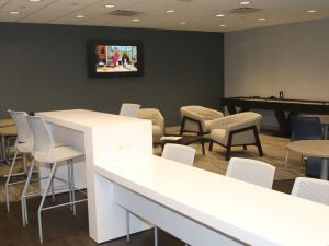 1001 Tenant Lounge.JPG